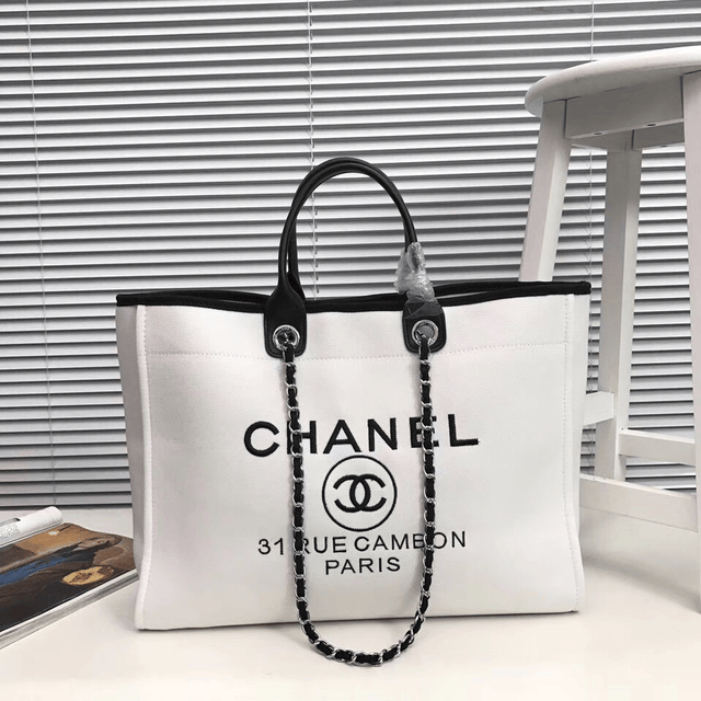 chanel香奈儿帆布包 洋气实用和超级百搭 明星最爱