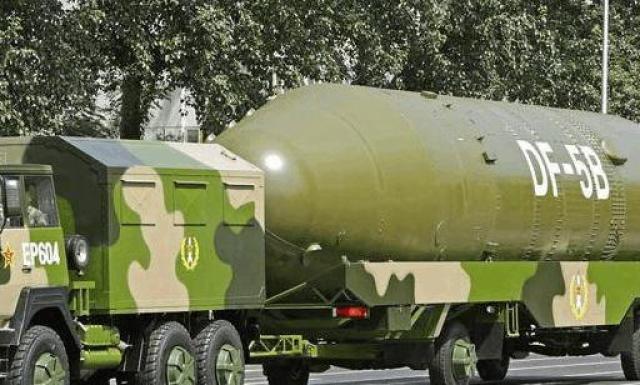 中国研制东风5B洲际导弹,配备多颗弹头,可