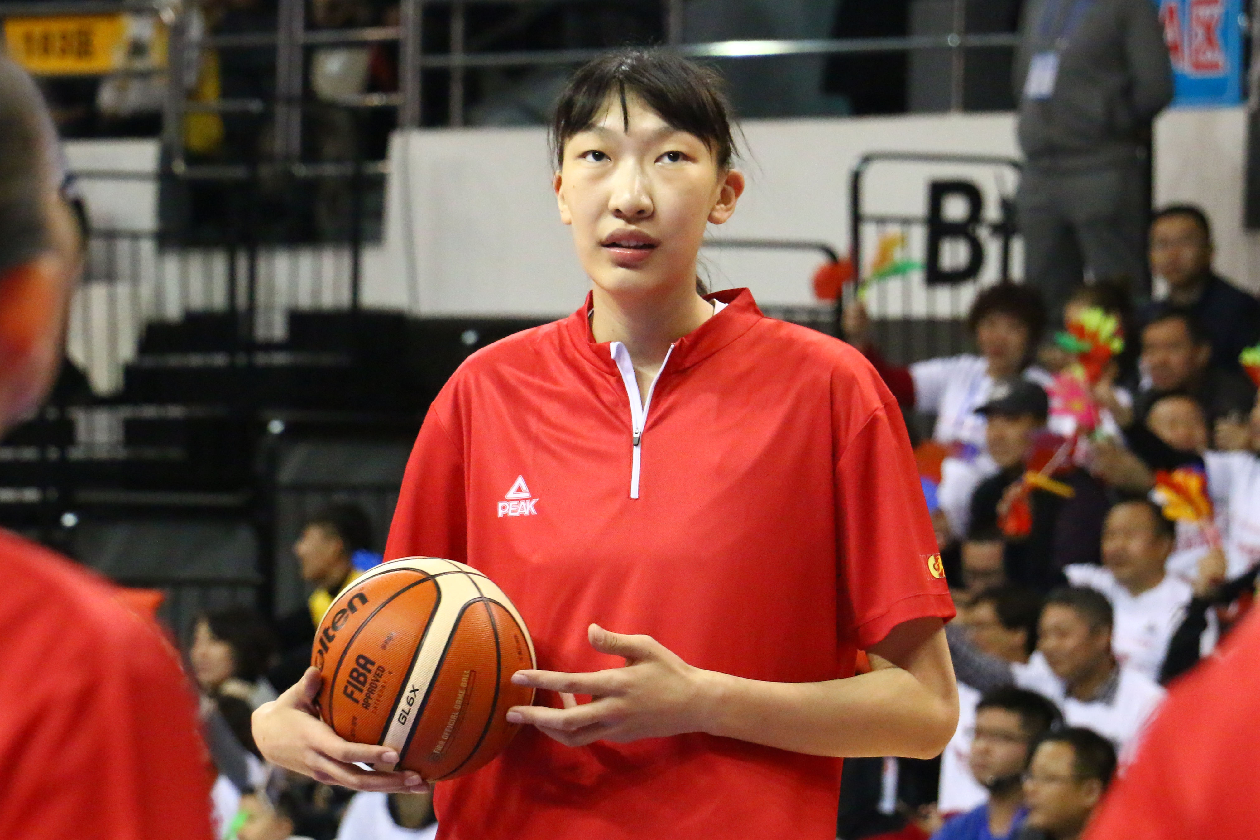 原创 韩旭赴美备战选秀  新疆篮协大力支持 为中国篮球培养明星