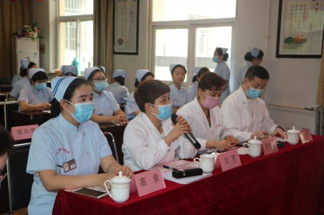 5.12护士节系列活动——人文护理演讲比赛顺利举行