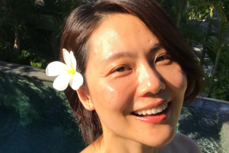 42岁《还珠》柳红陈莹晒自拍 网友:真素颜