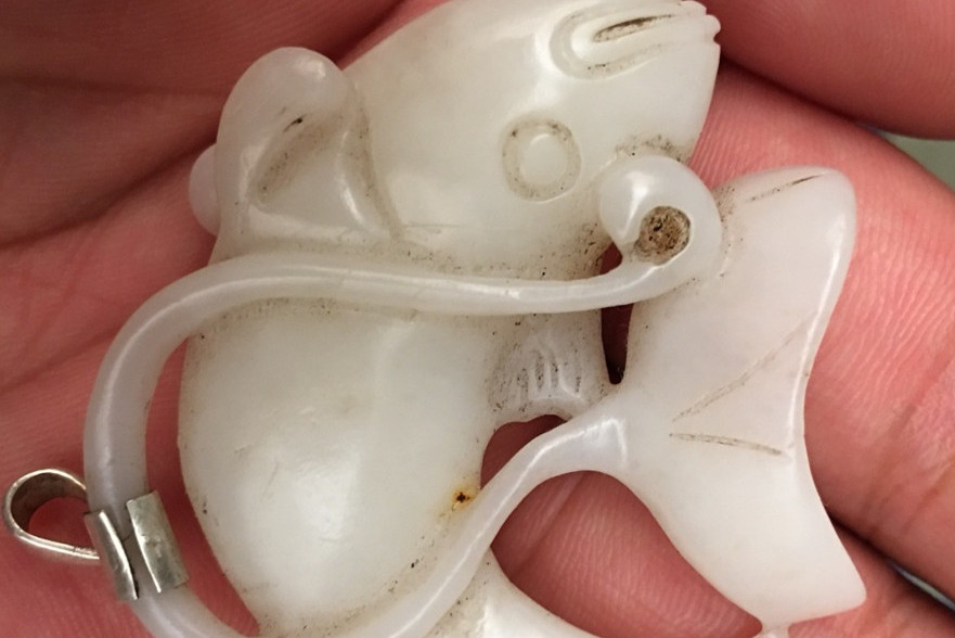 白玉就一定是和田玉吗？现在白玉的收藏价值几何？_搜狐网