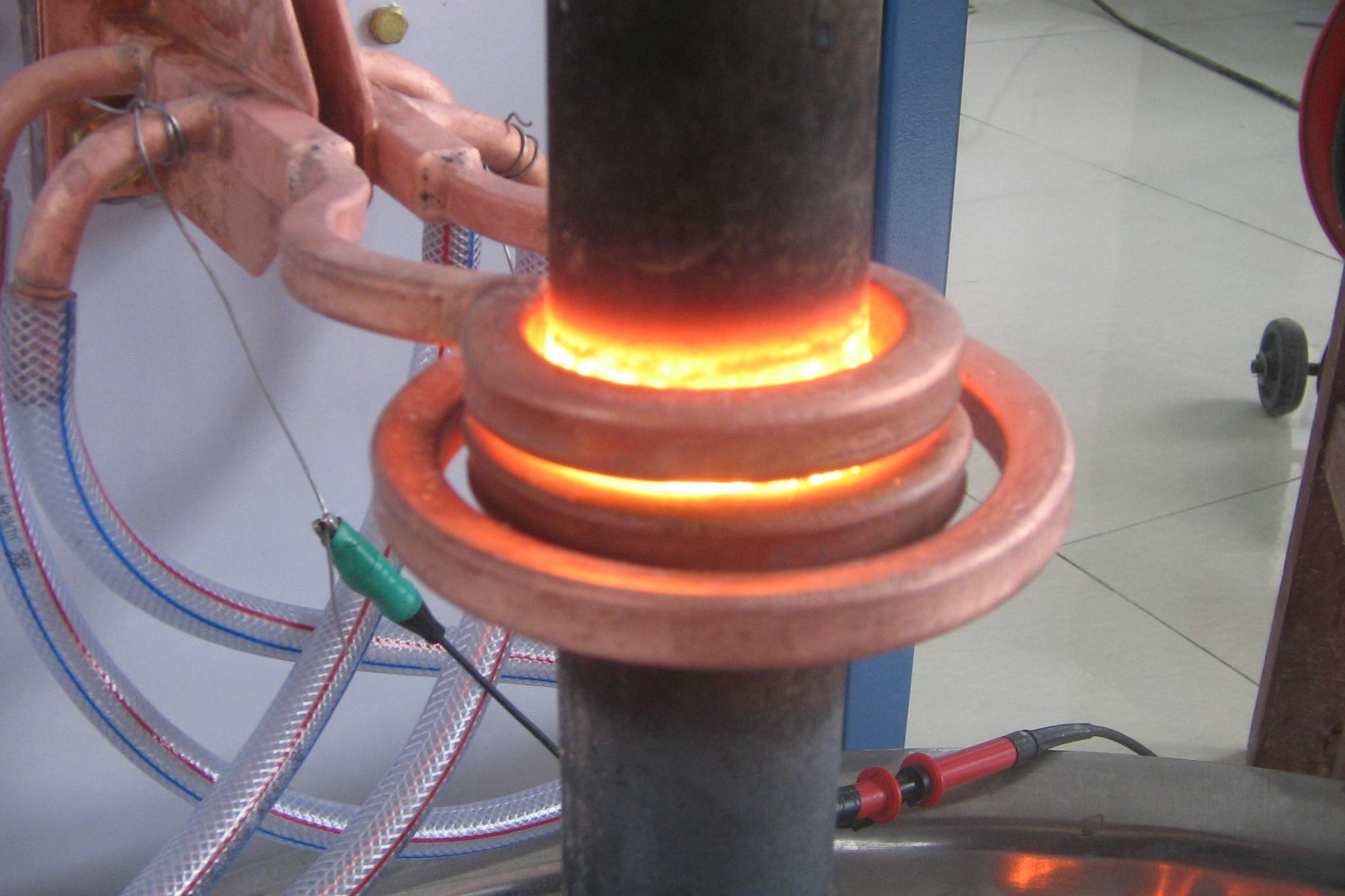 销轴淬火设备具有哪些特点?