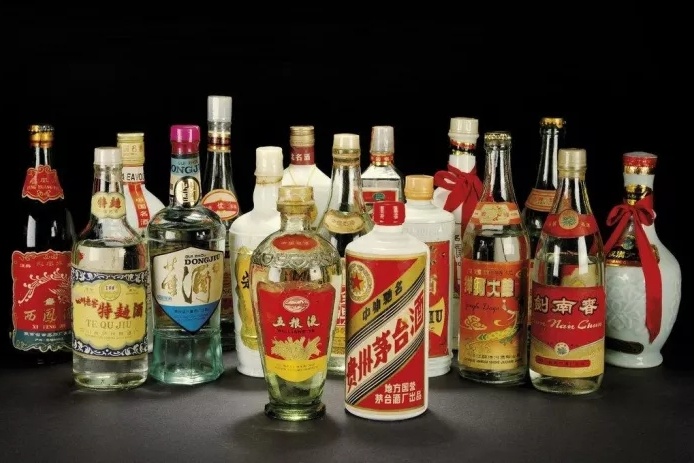 値下げ不可【12本古酒】中国酒 白酒 酒 五粮液 茅台酒 杜康酒 孔府家酒 値下げ不可【12本古酒】中国酒 白酒 酒 五粮液 茅台酒 杜康酒 孔