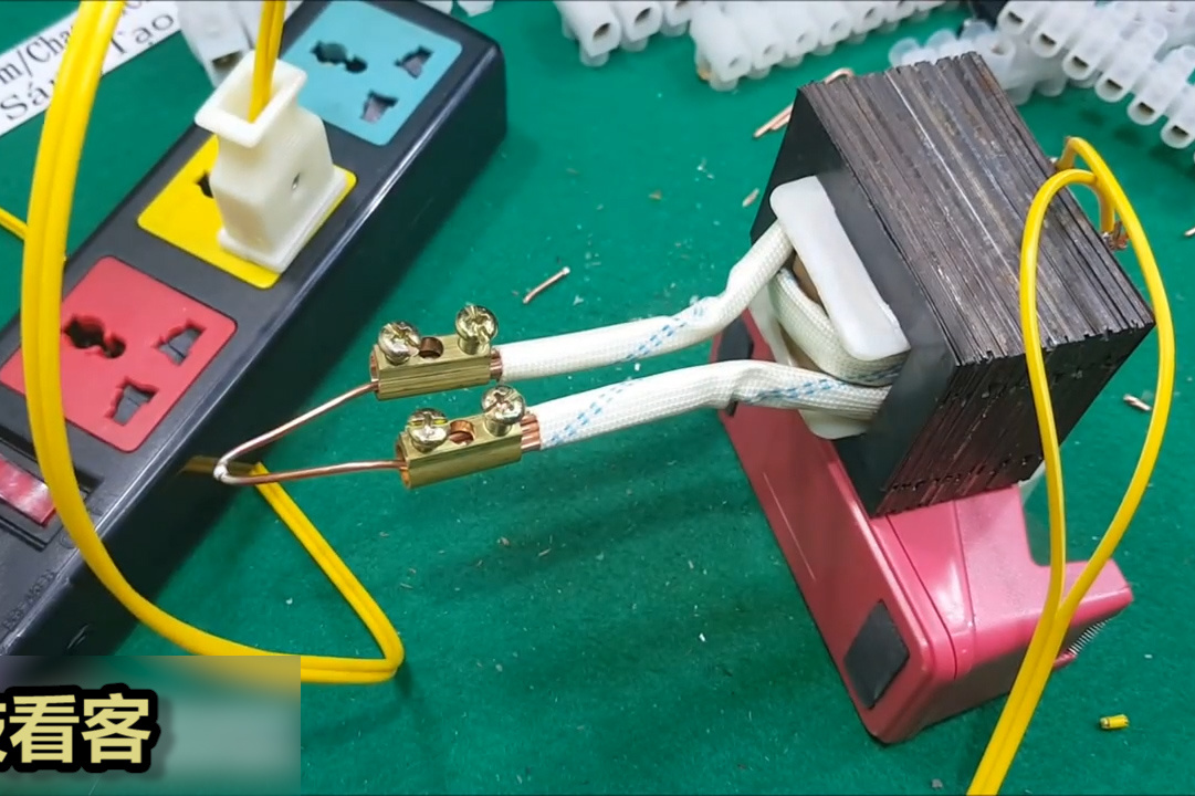 牛人教你自制电烙铁找个旧的变压器就能做2秒快速加热