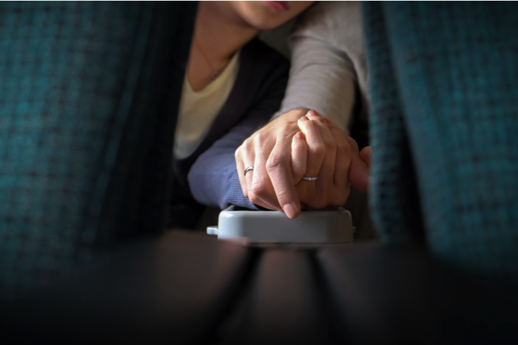 世界前十名的五星航空公司双人同行特价机票 含税每人1,667元起开启