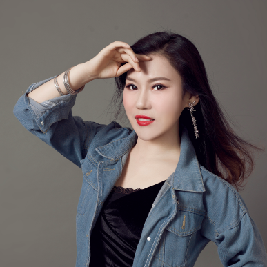 瞿英受邀参加20182019cctv群星跨年晚会颁奖盛典荣获一等奖