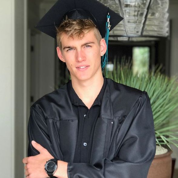 不仅有萌德calvinklein最新广告片全阵容让你目瞪口呆