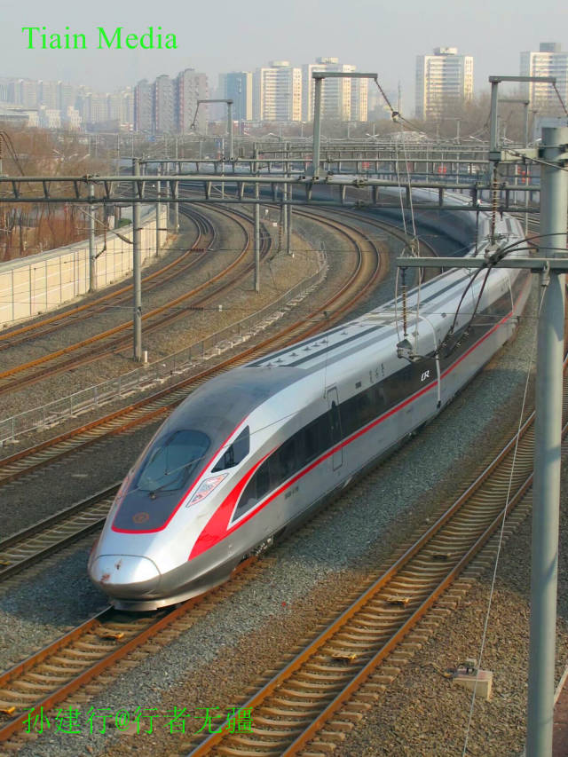 火车群媒的个人展示页