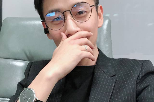 胡义老师,资深美容专家,知名肌肤调理师,人气美容