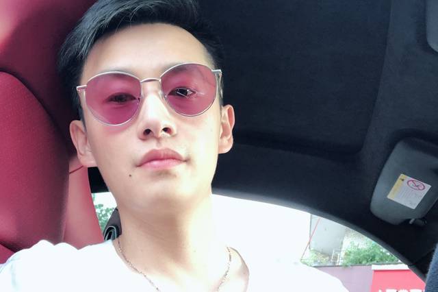 独家专访护肤老师胡义老师:每个人都有专属的护肤方式