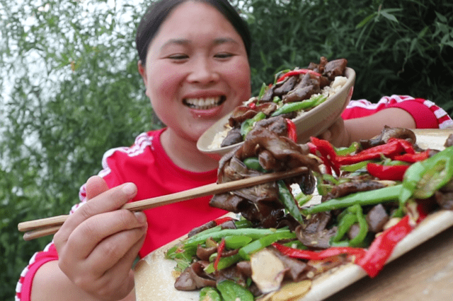 陈说美食和小凤美食图片