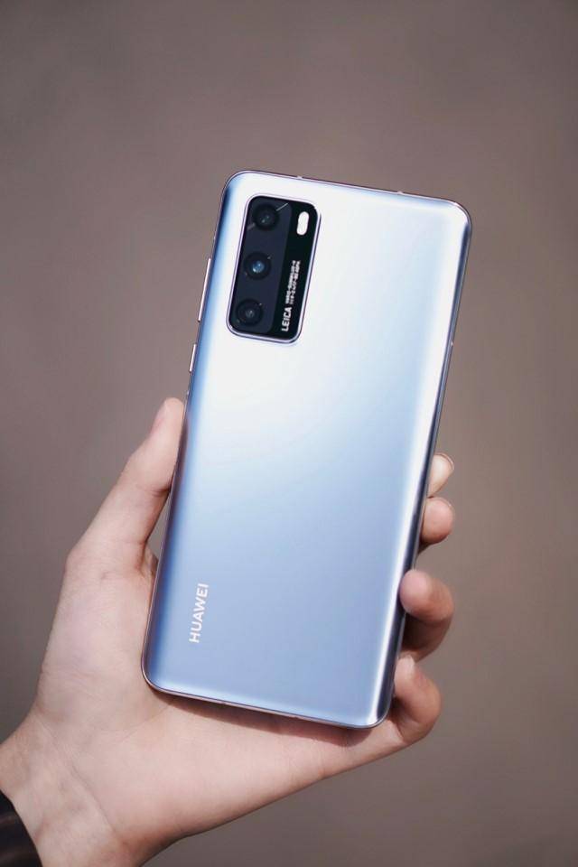 单手党五一购机推荐:华为p40体验单手掌控世界的感觉.