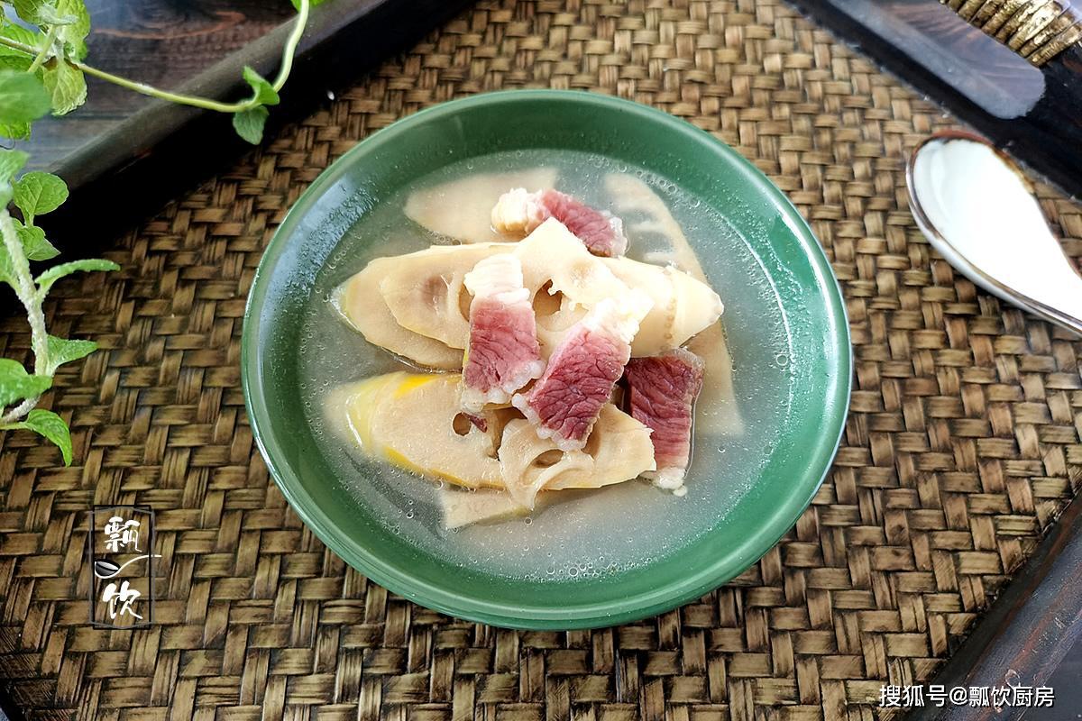 云腿煲汤,与笋最为搭配,清甜鲜嫩的竹笋与云腿共同