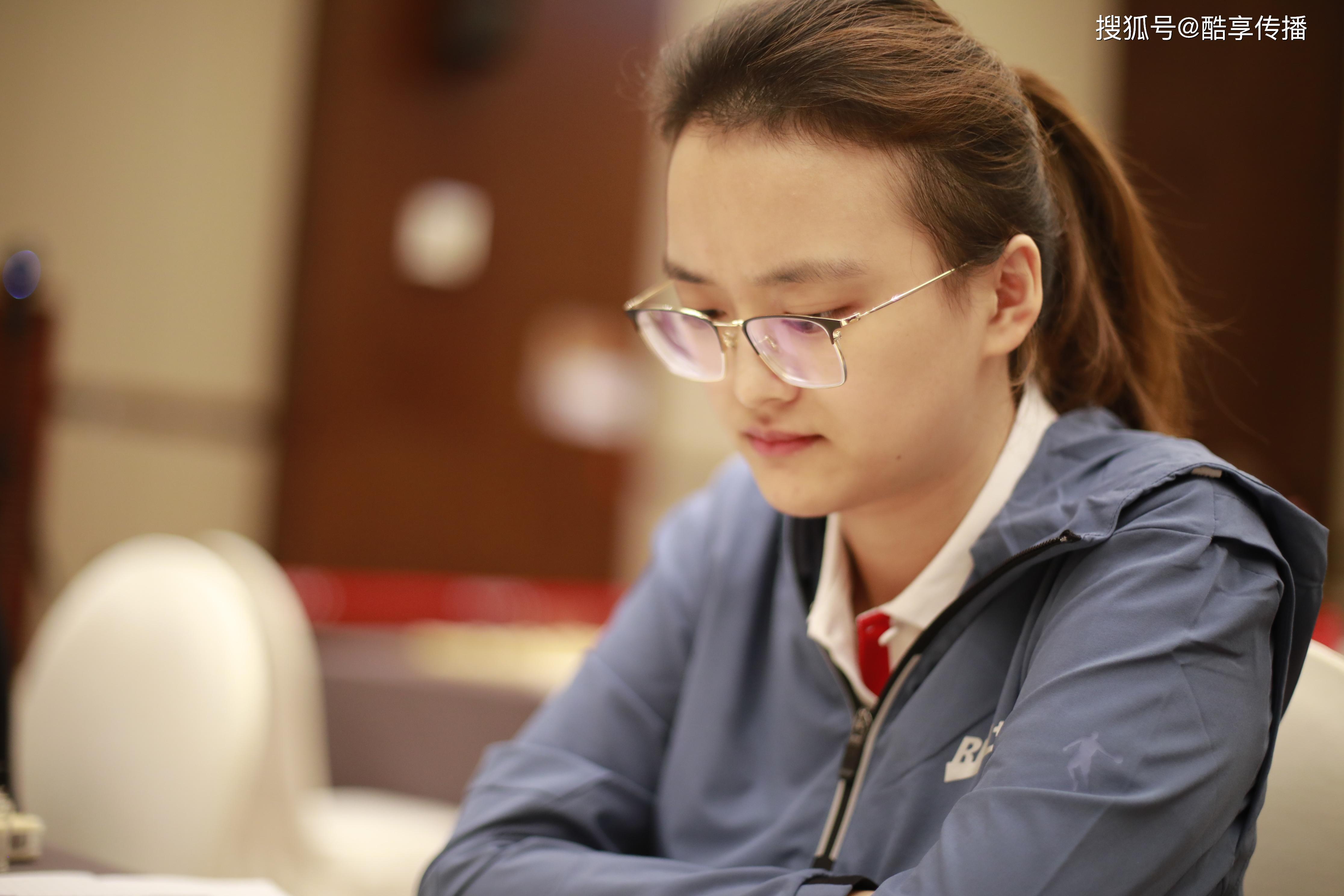 以一秒之差 唐丹成为女子明星快棋赛冠军_象棋