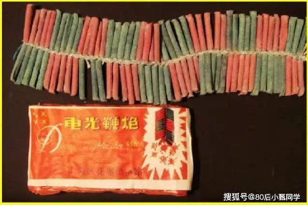 过年时悦耳的鞭炮声,80后童年记忆_点燃