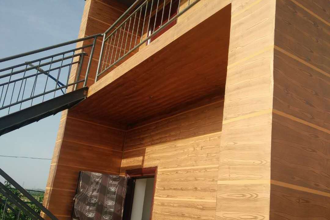 案例赏析-临汾市永和公园混凝土墙面仿木纹漆施工