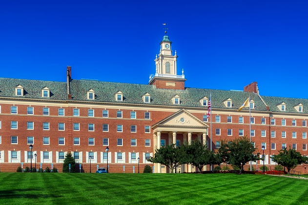 像ielts雅思是英国主办的考试,绝大部分美国大学也