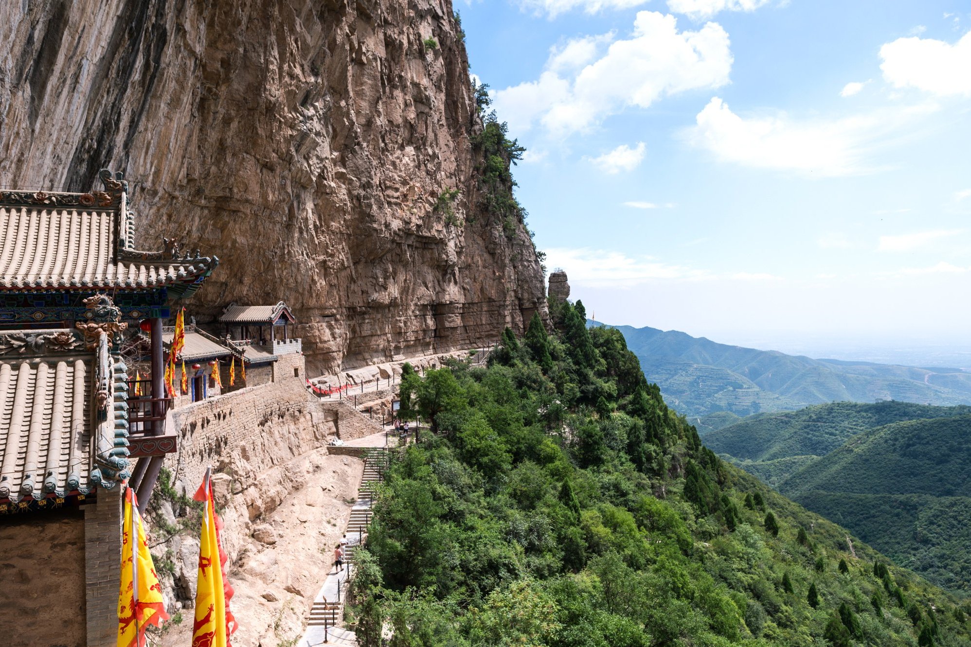 云丘山,位于山西临汾市乡宁县境内,地处汾渭地堑与