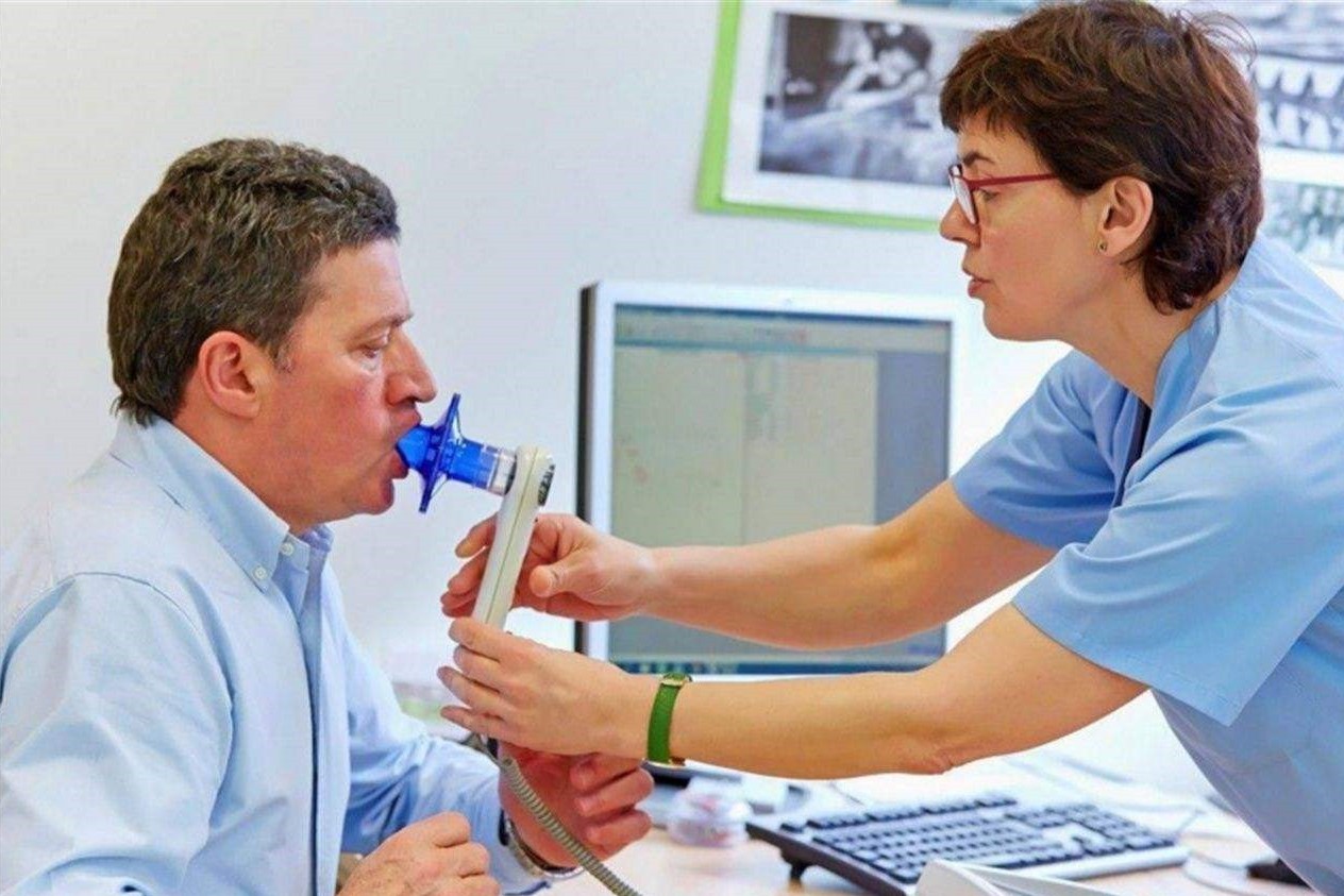 南华县人民医院科普专栏第8期—慢性阻塞性肺病COPD健康宣教_锻炼