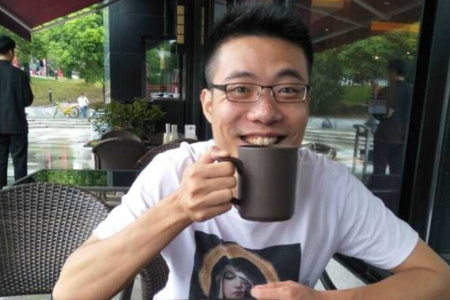 lol大司马喜得千金 自嘲真成老马 网友:铁头娃上线