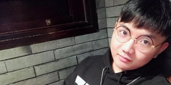 绝地求生:拳王阿鲁卡发文宣布正式退役 小醒目秒回复让粉丝哭了！