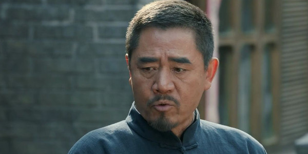 《老酒馆》:“搅死棍”上线,直呼亲爹大名,为何一进门就找女人?