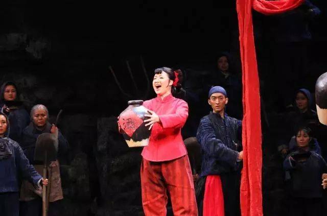 王丽达沂蒙山永远的爹娘作词王晓岭李文绪作曲栾凯