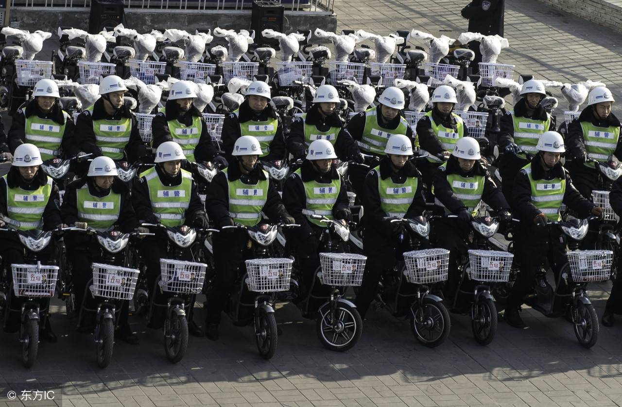 香港警察辅警制服图片