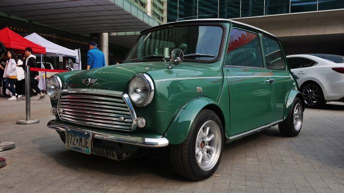 复古老车 MINI Cooper，全场最佳-搜狐大视野-搜狐新闻
