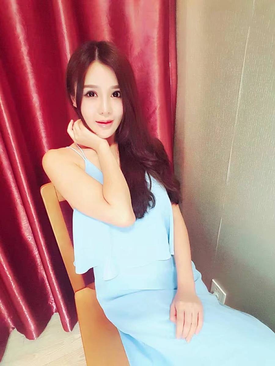 蔡琪之艺术写真、剧照美丽动人