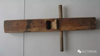 一个老刨子,能看出是什么木料-搜狐大视野-搜狐新闻