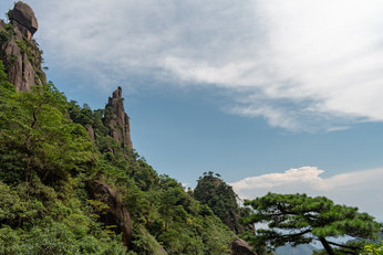 除三山五嶽外最值得拜訪的5座名山能去過三座的都是牛人