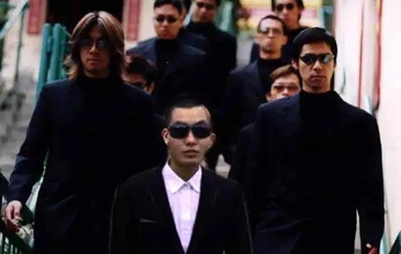 爆笑P图: 大神们,能把我P的像“黑社会老大”那样吗?-搜狐大视野-搜狐新闻