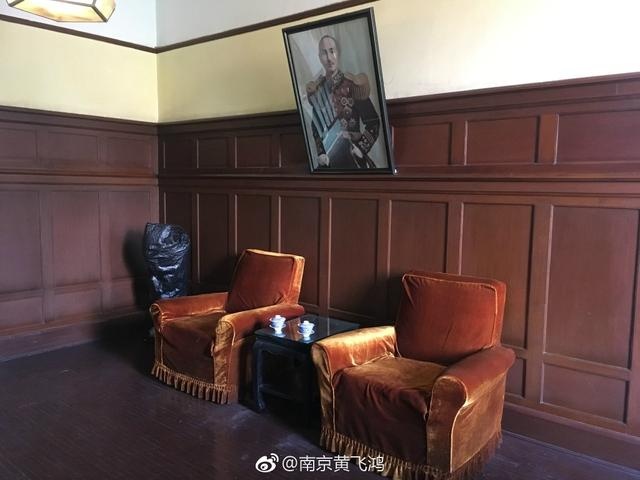 揭秘总统府里的蒋介石办公桌上面到底放了些什么