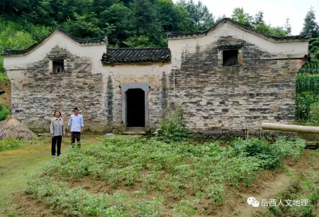 大别山中这座晚清老宅显尽江南毓秀风格