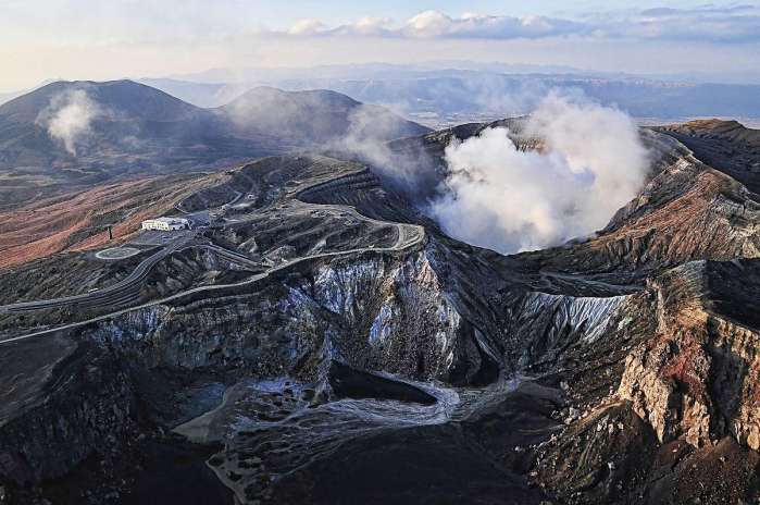 世界火山口最大火山沿火山口走120千米才回原点