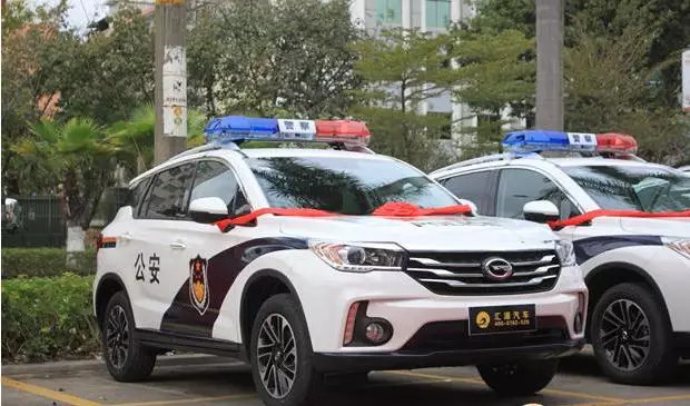 gs8成为警车是国产品牌的骄傲,以后会有越来越多的国产车型成为警车