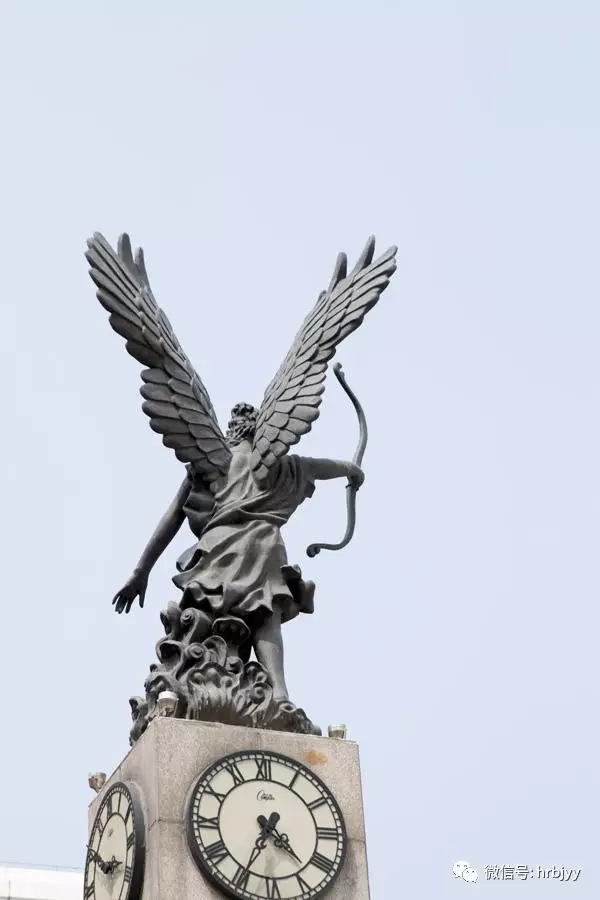 史颖摄影丨哈尔滨中央大街的雕塑