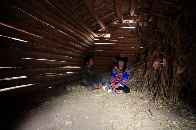 小伙子|男女未婚青年到公房里谈情说爱，整夜不睡清晨离去