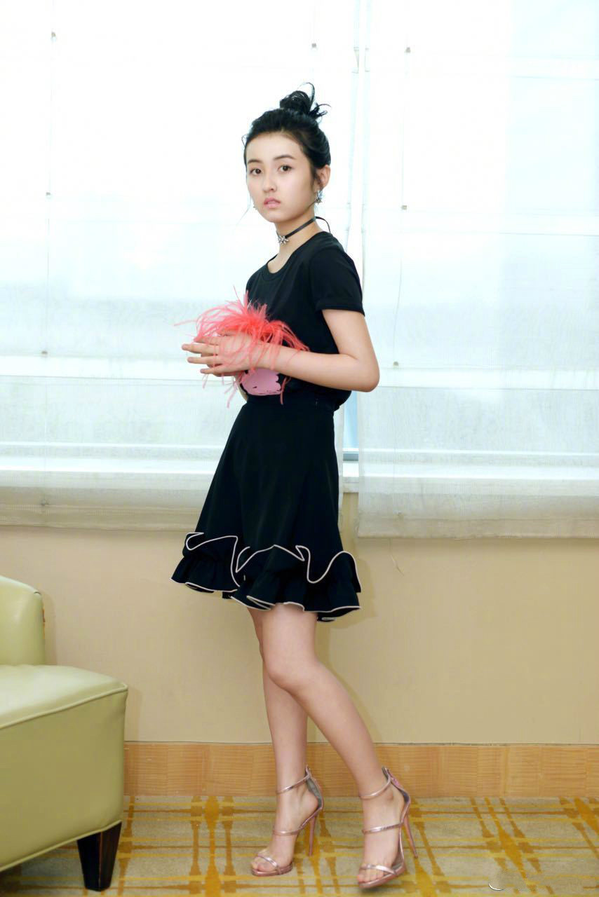 张子枫14岁时的身高图片