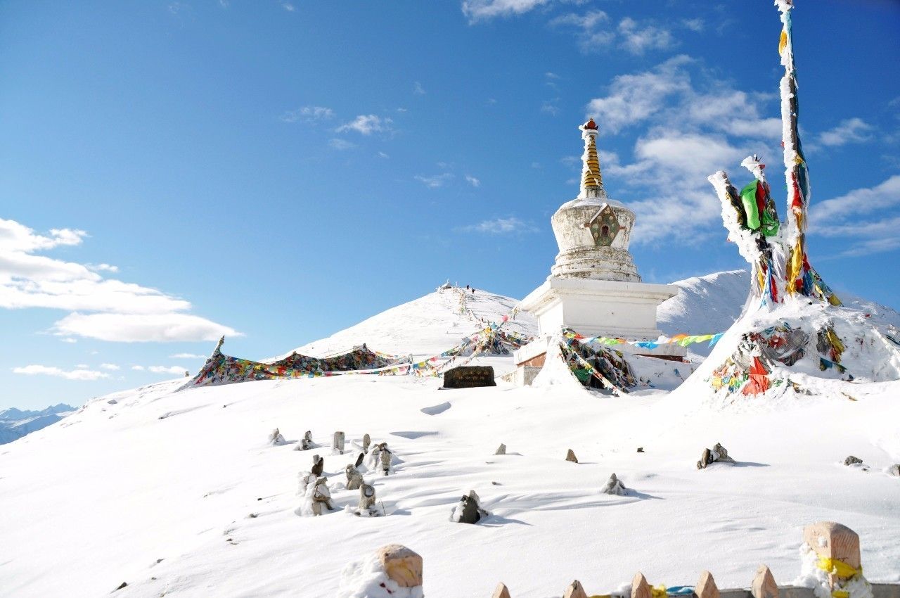 这个夏天想看雪吗?来川藏线偶遇吧!