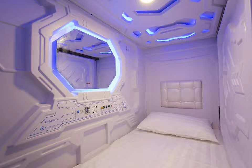 冷冻睡眠舱图片