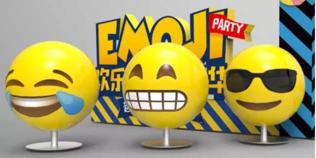 emoji表情风暴主题巡展地点:外广场时间:6月16日