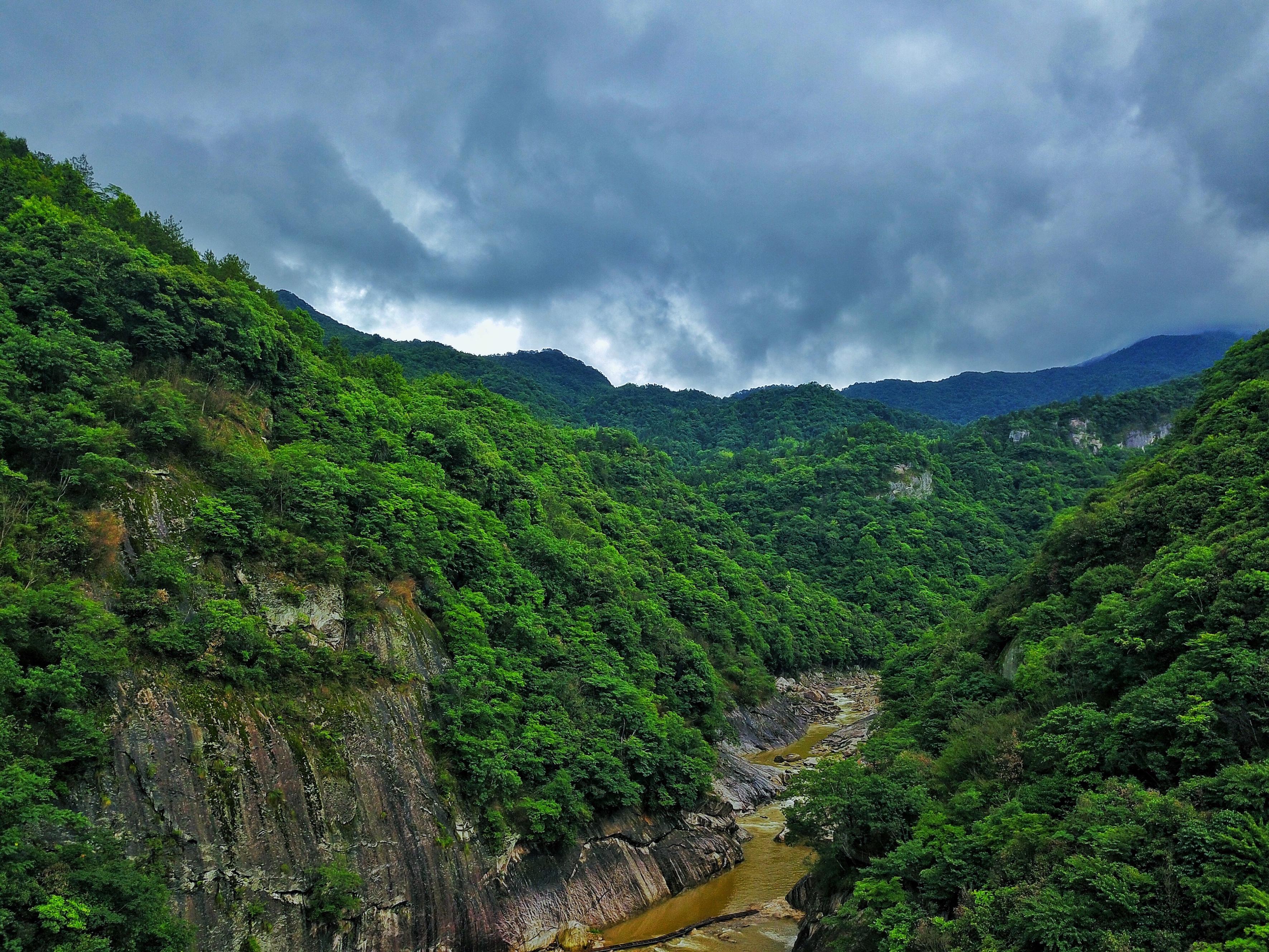 燕子河大峽谷,大別山深處隱藏的一處峽谷天坑奇景