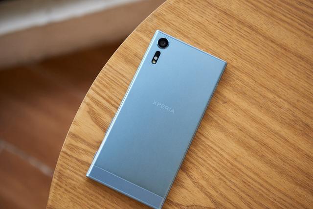 只要有索尼 xperia? xzs,我也能下場拍歐冠