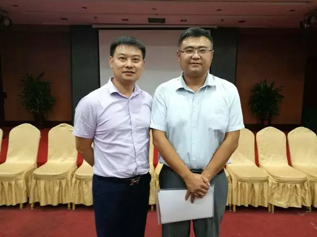 中国世贸组织研究会秘书长冯浩先生与湖北省婚庆文化产业发展促进会