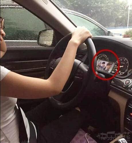 女司机开车搞笑照片图片