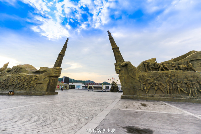 從武鄉火車站驅車約15分鐘,便抵達今天的第一站——八路軍文化園.