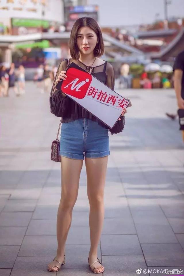 西安小寨美女街拍图片